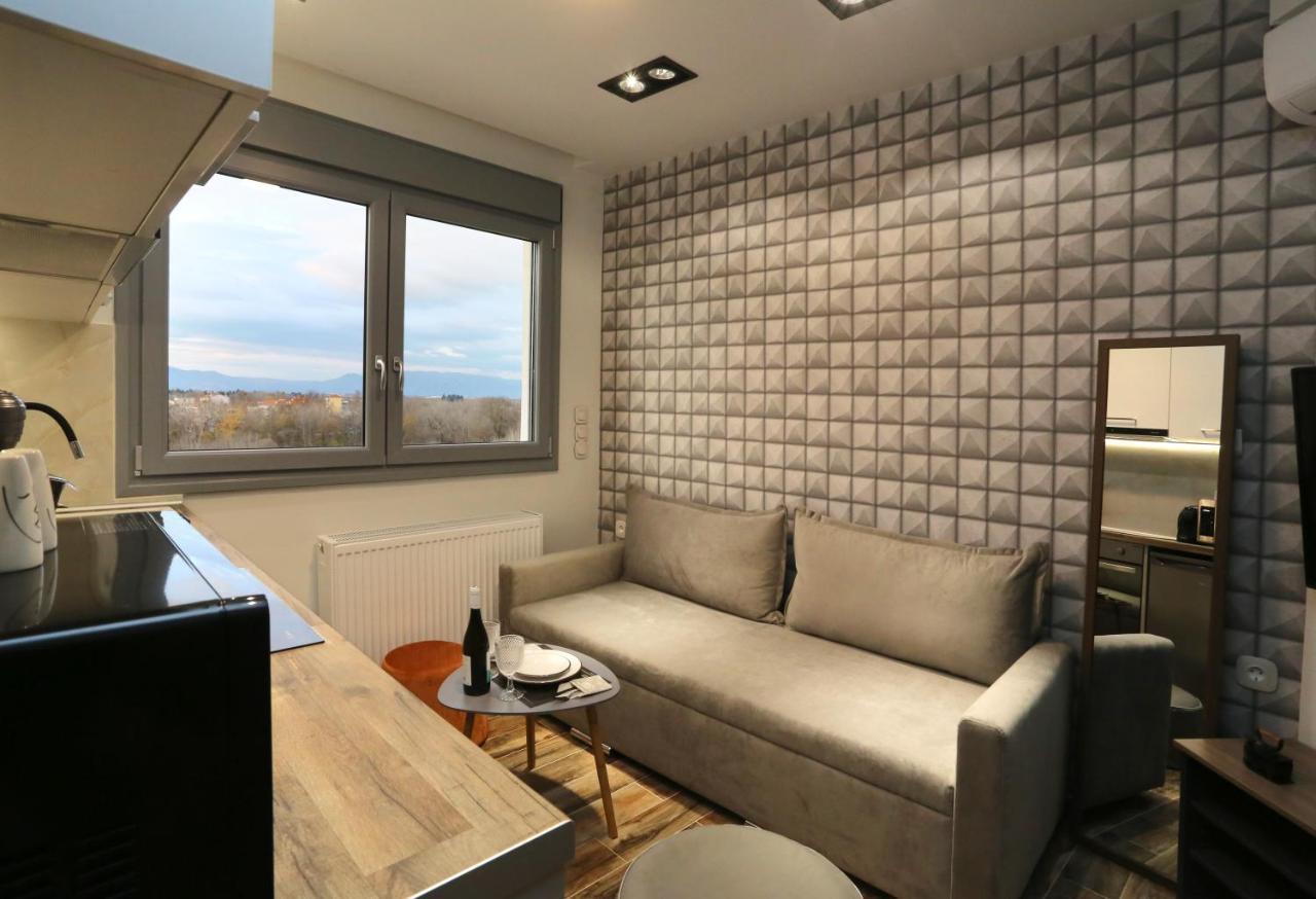 La Larissa Luxury Apartments Dafne Zewnętrze zdjęcie